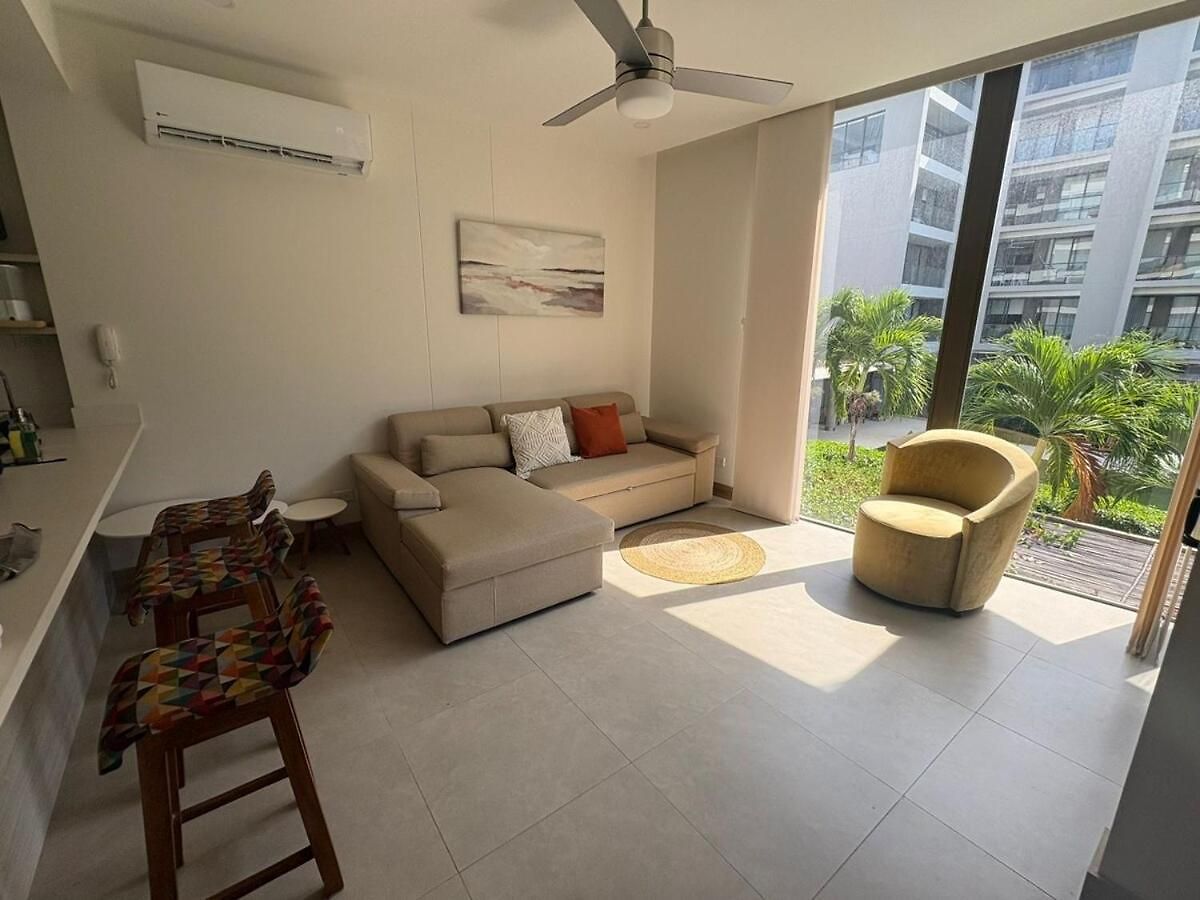 2 With Private And Ideal Pool