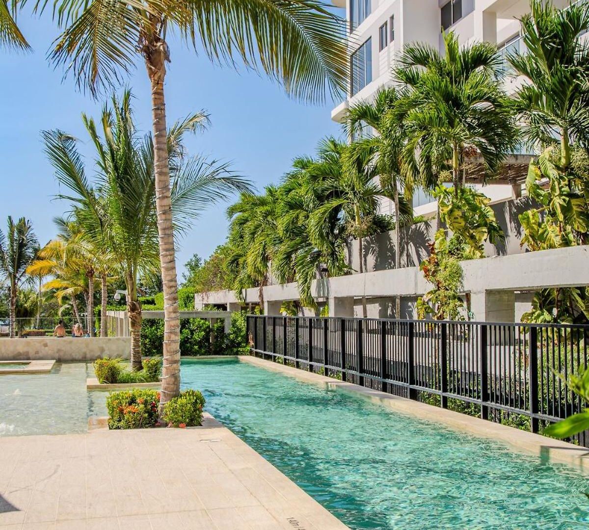 2 With Private And Ideal Pool