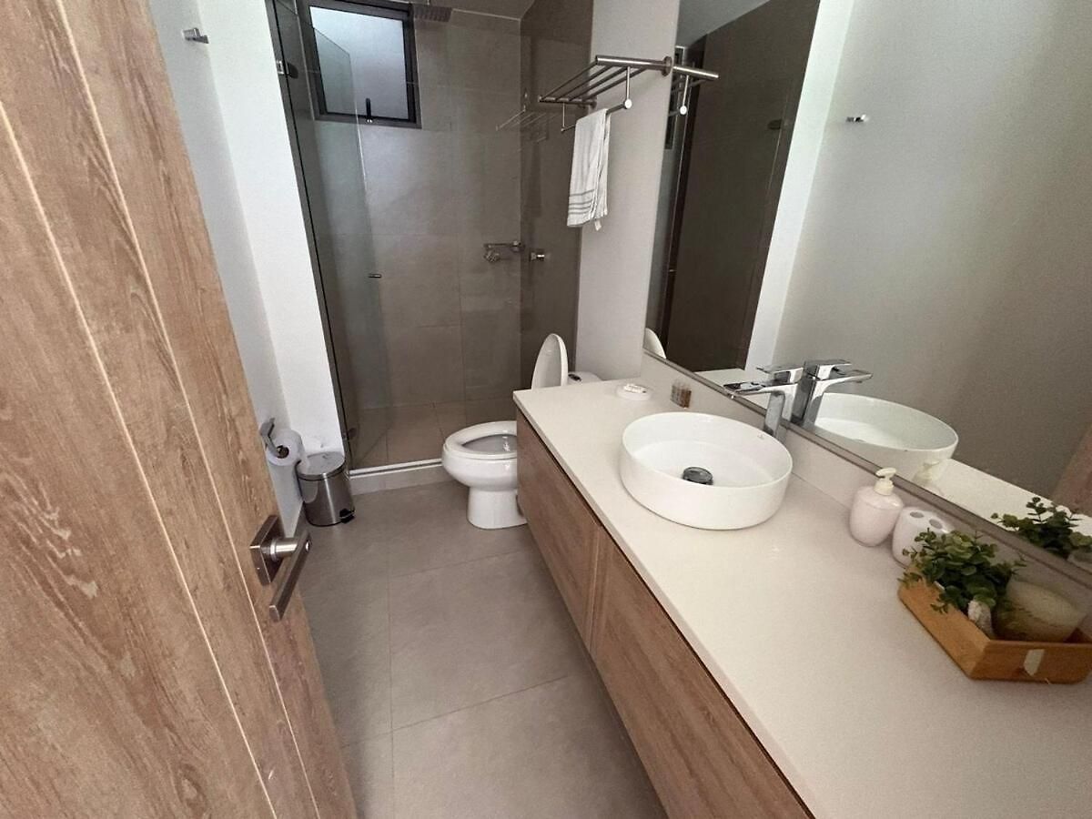2 With Private And Ideal Pool *