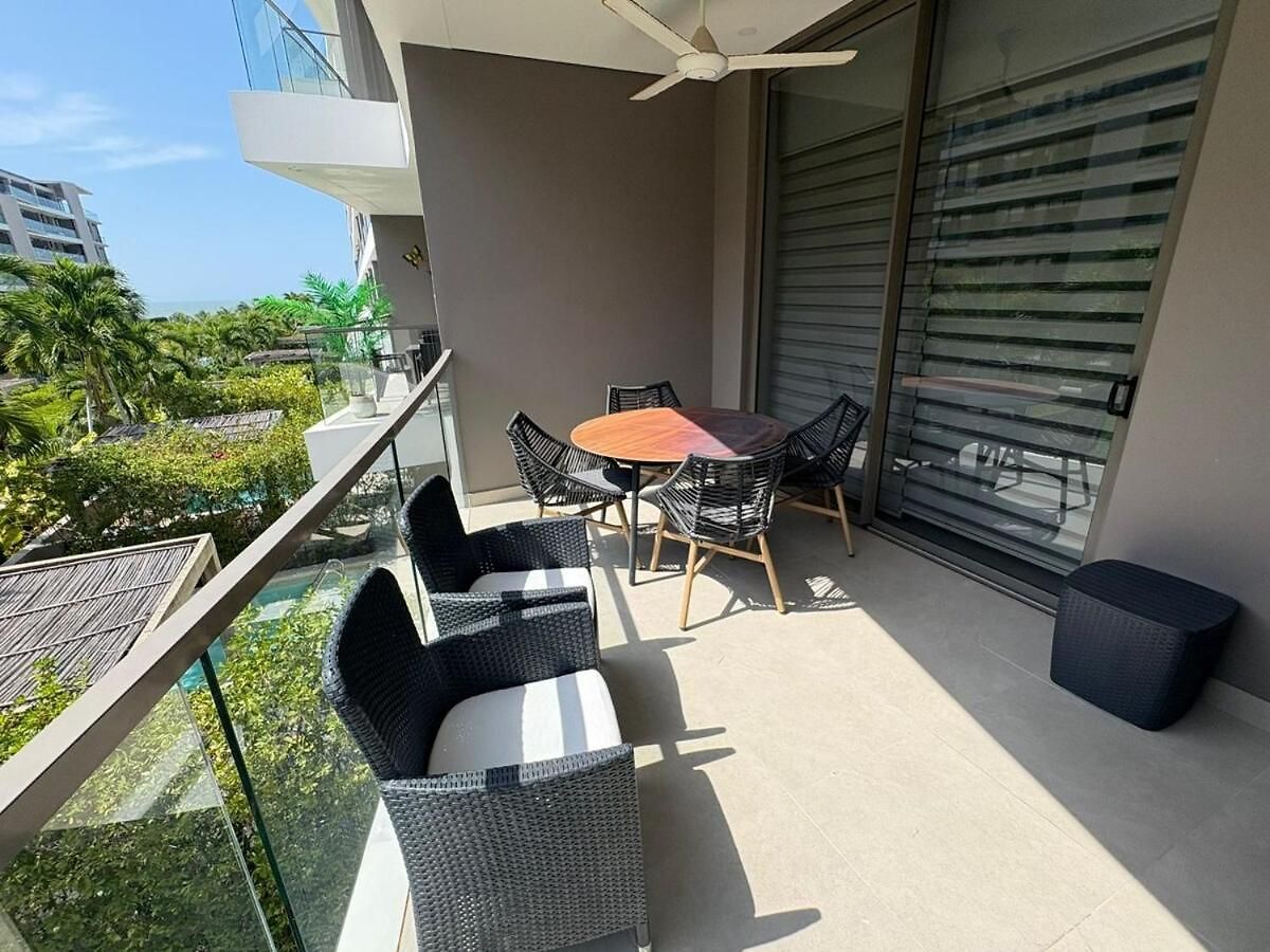2 With Private And Ideal Pool *