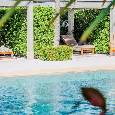 2 With Private And Ideal Pool