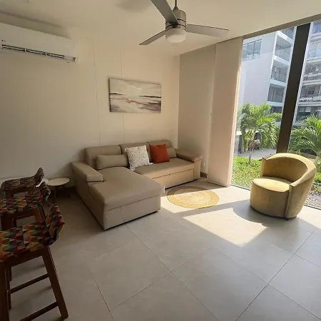 2 With Private And Ideal Pool