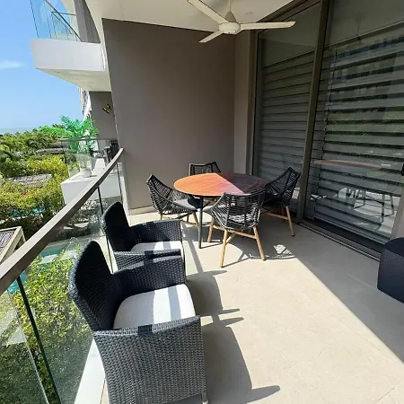 2 With Private And Ideal Pool *